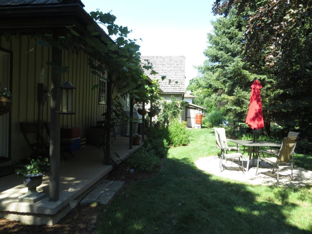 ניאגרה און דה לייק Cedar Gables Bed & Breakfast מראה חיצוני תמונה